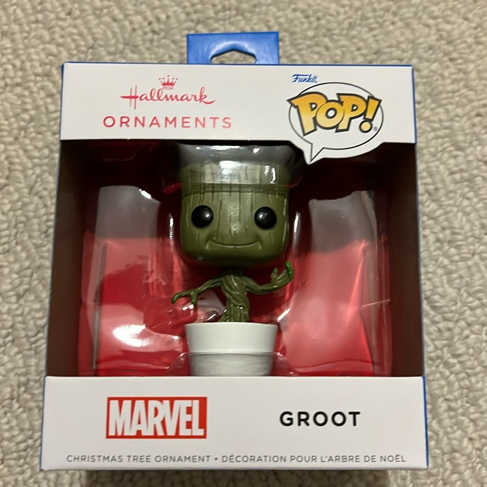 NWT - Funko POP Marvel Groot Hallmark Christmas Tree Ornament